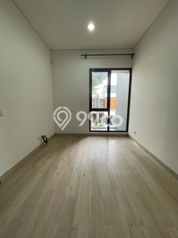 Jarang Ada! Rumah Sewa 3 Kamar Bagus Siap Huni BSD Eminent Jarang Ada! Rumah Sewa 3 Kamar Bagus Siap Huni BSD Eminent