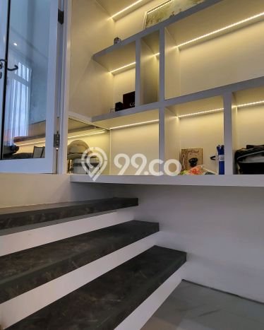 Rumah Strategis Modern Lb 48m2 di BSD, Tangerang Selatan Rumah Strategis Modern Lb 48m2 di BSD, Tangerang Selatan