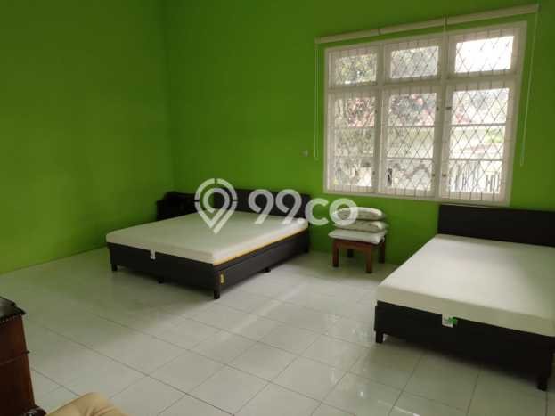 Vila Terawat Kawasan Pamijahan, Dimensi 9498m2m², Lokasi Premium dengan jalan bagus Vila Terawat Kawasan Pamijahan, Dimensi 9498m2m², Lokasi Premium dengan jalan bagus