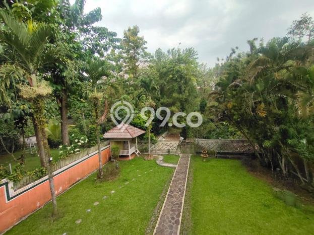 For Sale! Luxury House LT 1014m2 Desain Elegan di Sentul City For Sale! Luxury House LT 1014m2 Desain Elegan di Sentul City
