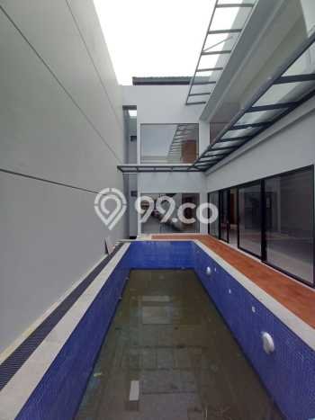 Rumah Luxury Modern Siap Huni di Sentul City Bogor Rumah Luxury Modern Siap Huni di Sentul City Bogor