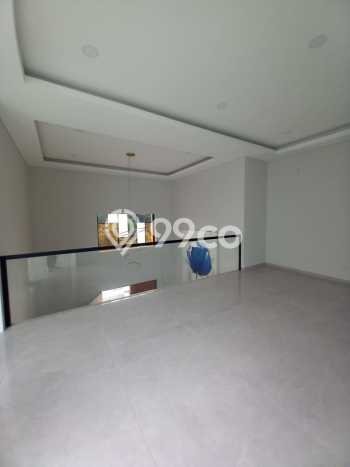 Rumah Luxury Modern Siap Huni di Sentul City Bogor Rumah Luxury Modern Siap Huni di Sentul City Bogor
