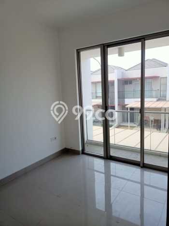 Dijual Rumah Modern 3 KT di Pantai Indah Kapuk 2, Jakarta Utara Dijual Rumah Modern 3 KT di Pantai Indah Kapuk 2, Jakarta Utara