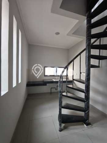 Siap Huni Hunian Elit 4 Kamar di Kosambi Dekat ke Mana Saja Siap Huni Hunian Elit 4 Kamar di Kosambi Dekat ke Mana Saja