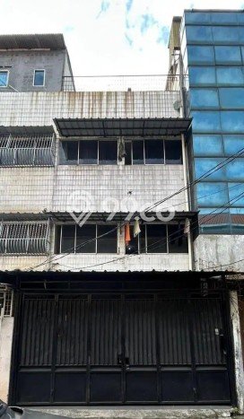 Kost untuk Dijual di Pasar Baru Punya 12 Kamar Kost untuk Dijual di Pasar Baru Punya 12 Kamar