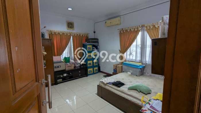 Rumah Mewah LB 290m2 Siap Pakai Desain Elegan di Muara Karang, Jakarta Utara Rumah Mewah LB 290m2 Siap Pakai Desain Elegan di Muara Karang, Jakarta Utara