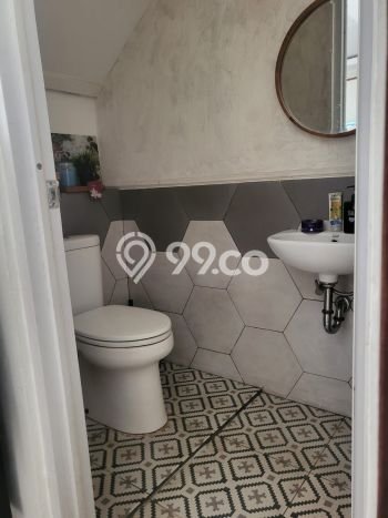 Hunian Cantik Minimalis Lb 150m2 di BSD, Tangerang Selatan Hunian Cantik Minimalis Lb 150m2 di BSD, Tangerang Selatan
