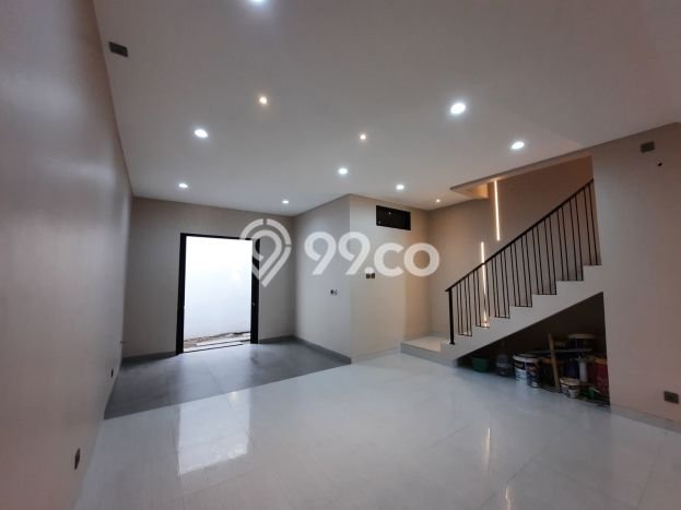 Rumah Minimalis 4 KT LT 120m2 di Graha Raya Rumah Minimalis 4 KT LT 120m2 di Graha Raya