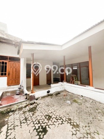 Rumah Sewa Tangerang LT 171m2 LB 100m2 Area Cimone Rumah Sewa Tangerang LT 171m2 LB 100m2 Area Cimone