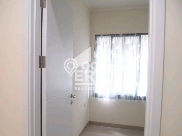 Dijual Rumah Luas Elegan Dengan View Cantik di Gading Serpong, Tangerang Dijual Rumah Luas Elegan Dengan View Cantik di Gading Serpong, Tangerang