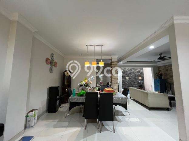 Jual Rumah Luas Elegan Dengan View Cantik di BSD City, Tangerang Jual Rumah Luas Elegan Dengan View Cantik di BSD City, Tangerang