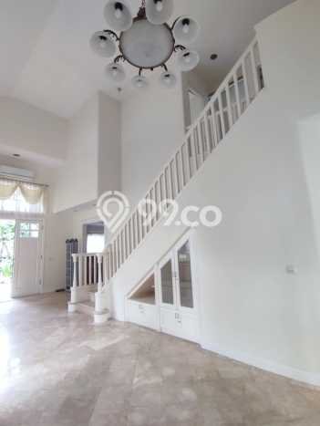 Disewakan! Rumah 3 Kamar Tidur &
3 Kamar Mandi di Lippo Karawaci, Tangerang Disewakan! Rumah 3 Kamar Tidur &
3 Kamar Mandi di Lippo Karawaci, Tangerang