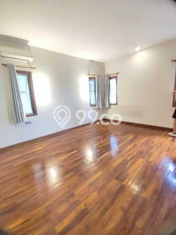 Jarang Ada! Rumah Sewa 4 Kamar Bagus Siap Huni Lippo Karawaci Jarang Ada! Rumah Sewa 4 Kamar Bagus Siap Huni Lippo Karawaci