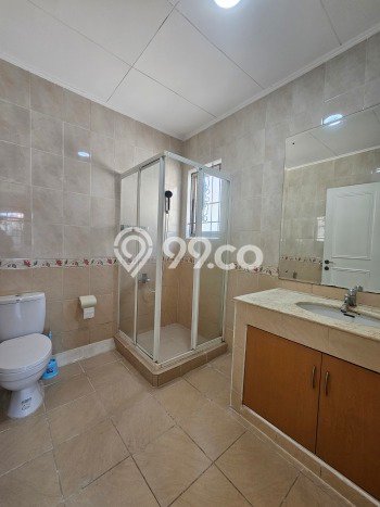 Rumah Kontrakan Tangerang LT 288m2 LB 230m2 Area Lippo Karawaci Rumah Kontrakan Tangerang LT 288m2 LB 230m2 Area Lippo Karawaci