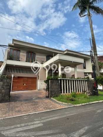Rumah Elit Modern Siap Huni di Pondok Indah Jakarta Selatan Rumah Elit Modern Siap Huni di Pondok Indah Jakarta Selatan
