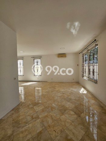 Rumah Kontrakan Tangerang LT 288m2 LB 230m2 Area Lippo Karawaci Rumah Kontrakan Tangerang LT 288m2 LB 230m2 Area Lippo Karawaci