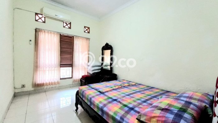 For Sale Rumah 5 Kamar Lokasi Ideal Bagus dan Strategis di Umbulharjo For Sale Rumah 5 Kamar Lokasi Ideal Bagus dan Strategis di Umbulharjo