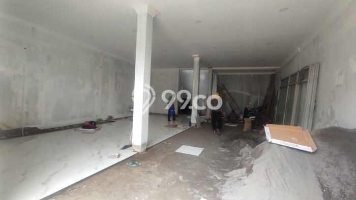 SENTRA BISNIS! Ruko Kawasan , Luas 80m2m², Lokasi Strategis SENTRA BISNIS! Ruko Kawasan , Luas 80m2m², Lokasi Strategis