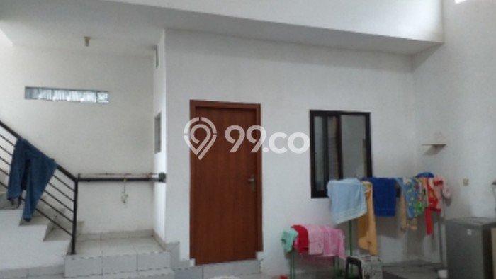 LOKASI STRATEGIS! Ruko di Depok, Luas 300m2m², Area Ramai, Ready Bisnis LOKASI STRATEGIS! Ruko di Depok, Luas 300m2m², Area Ramai, Ready Bisnis