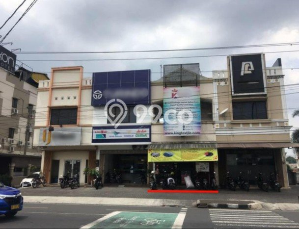 AREA PREMIUM! Ruko Disewakan Kawasan Tegalrejo, Luas 150m2m², Area Strategis AREA PREMIUM! Ruko Disewakan Kawasan Tegalrejo, Luas 150m2m², Area Strategis