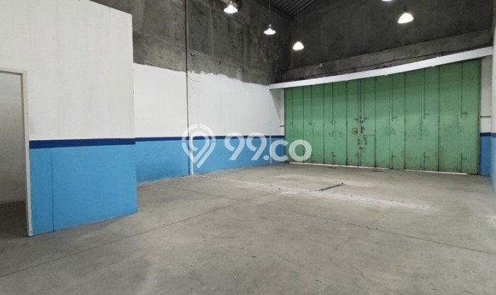 SEWA TERBAIK! Gudang Kawasan Sewon, Luas 677m2m², Kawasan Ramai, Siap Untuk Digunakan SEWA TERBAIK! Gudang Kawasan Sewon, Luas 677m2m², Kawasan Ramai, Siap Untuk Digunakan