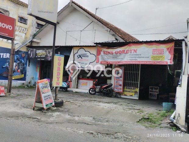 Dijual Komersial Kawasan Depok, Luas 200m2m², Lokasi Strategis Dijual Komersial Kawasan Depok, Luas 200m2m², Lokasi Strategis