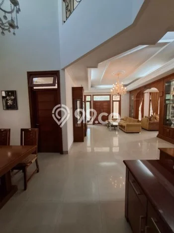 Rumah area Mlati, 5 KM, Akses Mudah Pusat Kota, LT 360m2m² Bangunan 290m2m² Rumah area Mlati, 5 KM, Akses Mudah Pusat Kota, LT 360m2m² Bangunan 290m2m²