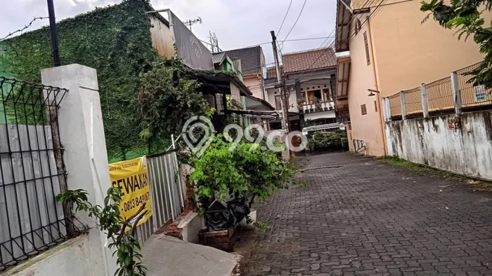Untuk Disewa Komersial di Depok Sleman LT 56m2, LB 8m2 Untuk Disewa Komersial di Depok Sleman LT 56m2, LB 8m2