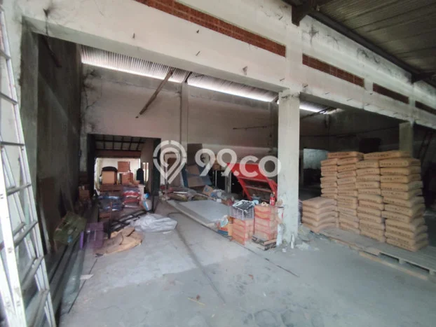 Komersial bagus disewakan di Umbulharjo Yogyakarta dengan LB 250m2 harga sewa terbaik Komersial bagus disewakan di Umbulharjo Yogyakarta dengan LB 250m2 harga sewa terbaik