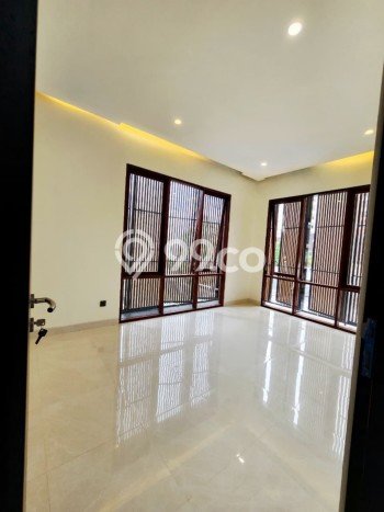Jual Rumah Minimalis Bagus Punya 4 KT di Caturtunggal Yogyakarta SHM Jual Rumah Minimalis Bagus Punya 4 KT di Caturtunggal Yogyakarta SHM