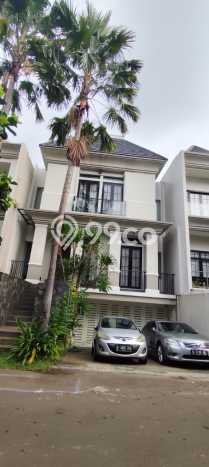 Rumah Luxury Modern Siap Huni di Pejaten Jakarta Selatan Rumah Luxury Modern Siap Huni di Pejaten Jakarta Selatan