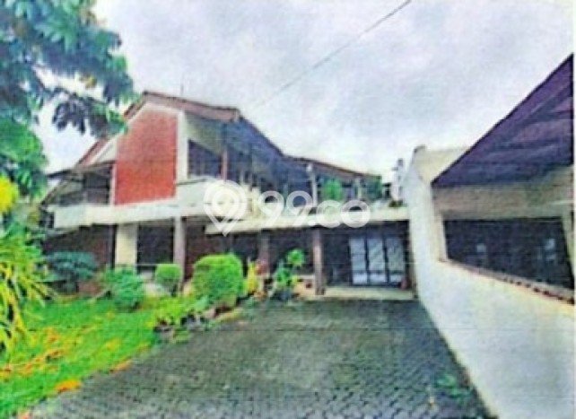 Hunian Elit LB 600m2 Siap Huni Desain Elegan di Bintaro, Jakarta Selatan Hunian Elit LB 600m2 Siap Huni Desain Elegan di Bintaro, Jakarta Selatan
