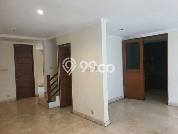 Ready to Use! Luxury House LT 225m2 Desain Modern di Lebak Bulus Ready to Use! Luxury House LT 225m2 Desain Modern di Lebak Bulus
