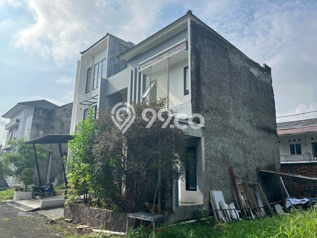 Dijual Rumah 3 Kamar Lokasi Ideal Bagus dan Strategis di Cinere Dijual Rumah 3 Kamar Lokasi Ideal Bagus dan Strategis di Cinere