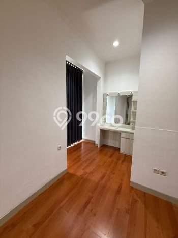 Jual Rumah Eksklusif 3 KT di Duta Garden, Jakarta Barat Jual Rumah Eksklusif 3 KT di Duta Garden, Jakarta Barat