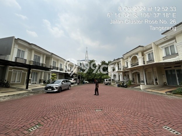 Ready to Use! Premium House LT 170m2 Desain Modern di Gading Serpong Ready to Use! Premium House LT 170m2 Desain Modern di Gading Serpong