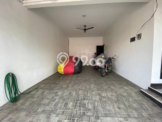 Dijual Cepat Rumah Bagus Siap Huni LB 300m2 di Pamulang, Tangerang Selatan Dijual Cepat Rumah Bagus Siap Huni LB 300m2 di Pamulang, Tangerang Selatan