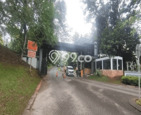 Rumah Mewah LB 400m2 Siap Huni Desain Elegan di BSD The Green, Tangerang Rumah Mewah LB 400m2 Siap Huni Desain Elegan di BSD The Green, Tangerang