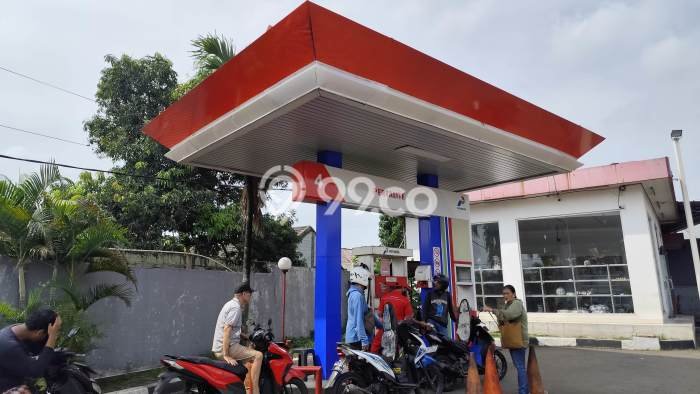 Komersial Bagus Dijual LB 500m2 Lokasi Strategis Tangerang Area Cocok untuk Bisnis Komersial Bagus Dijual LB 500m2 Lokasi Strategis Tangerang Area Cocok untuk Bisnis