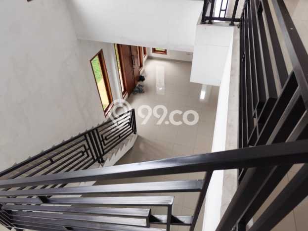 Rumah Modern Cantik 5 KT Bisa Langsung Pindah di Ciomas Rumah Modern Cantik 5 KT Bisa Langsung Pindah di Ciomas