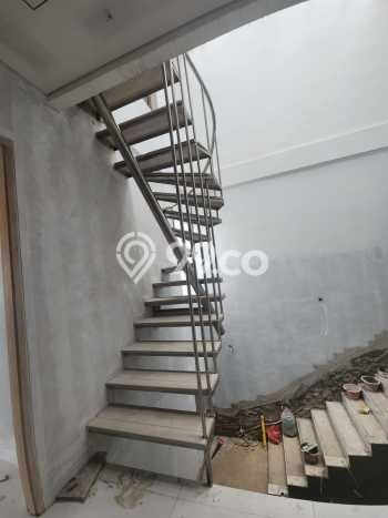 Hunian Elit LB 500m2 Siap Pakai Desain Elegan di Puri Indah, Jakarta Barat Hunian Elit LB 500m2 Siap Pakai Desain Elegan di Puri Indah, Jakarta Barat
