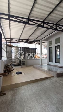 Ready to Use! Luxury House LT 198m2 Desain Modern di Angke Ready to Use! Luxury House LT 198m2 Desain Modern di Angke
