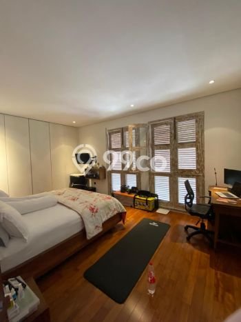 Rumah Elit LB 190m2 Siap Pakai Desain Elegan di Pulomas, Jakarta Timur Rumah Elit LB 190m2 Siap Pakai Desain Elegan di Pulomas, Jakarta Timur