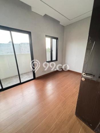 For Sale Rumah 3 Kamar Lokasi Strategis Nyaman dan Strategis di Jagakarsa For Sale Rumah 3 Kamar Lokasi Strategis Nyaman dan Strategis di Jagakarsa