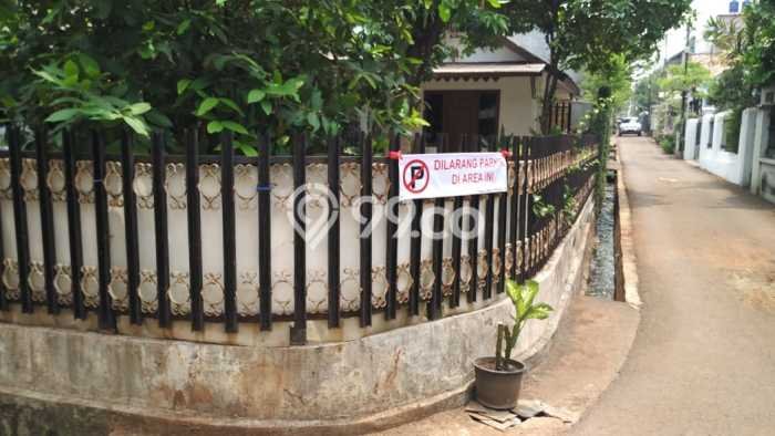 Dijual Rumah Premium dengan Fasilitas Sekitar Komplit di Tebet, Jakarta Selatan Dijual Rumah Premium dengan Fasilitas Sekitar Komplit di Tebet, Jakarta Selatan