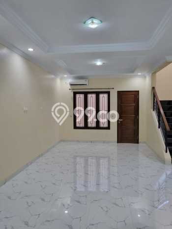 Rumah Asri di Kota Wisata, 3 KM, Akses Mudah Rumah Asri di Kota Wisata, 3 KM, Akses Mudah