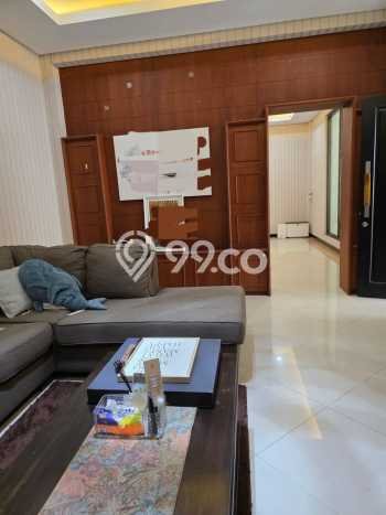 Hunian Elit LB 435m2 Siap Pakai Desain Elegan di BSD Taman Giri Loka, Tangerang Hunian Elit LB 435m2 Siap Pakai Desain Elegan di BSD Taman Giri Loka, Tangerang