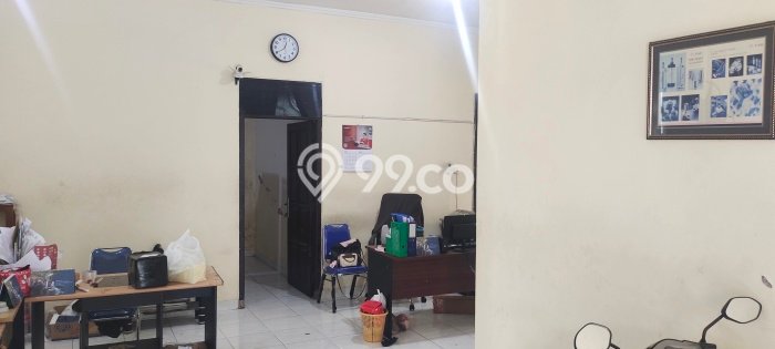 Rumah Elit Modern Tanpa Renovasi di Sompok Semarang Rumah Elit Modern Tanpa Renovasi di Sompok Semarang