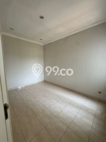 Dijual Hunian Rumah Terawat 4 Kamar di Kota Wisata, Bogor Dijual Hunian Rumah Terawat 4 Kamar di Kota Wisata, Bogor