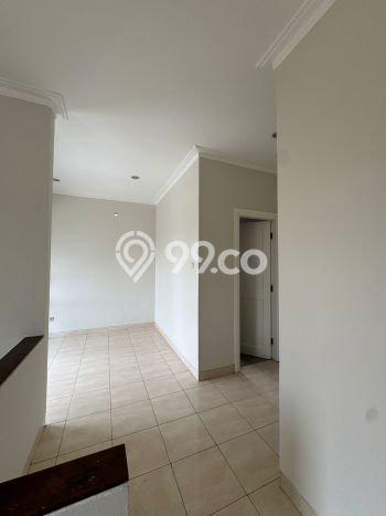 Dijual Hunian Rumah Terawat 4 Kamar di Kota Wisata, Bogor Dijual Hunian Rumah Terawat 4 Kamar di Kota Wisata, Bogor